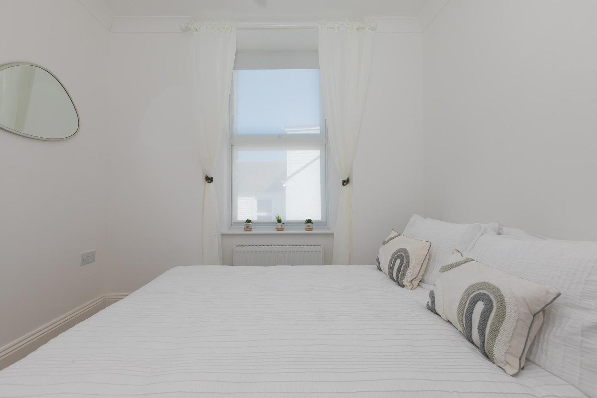 Seabreeze 3 - Seaview & Parking Apartman St Ives Kültér fotó